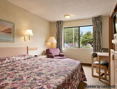 Red Roof Inn Portland Bilik gambar